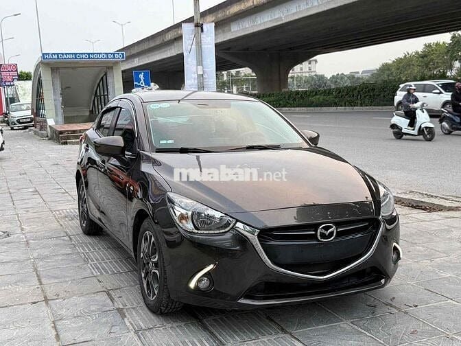 Mazda 2  2017 9V8 Km Tua Tặng Xe