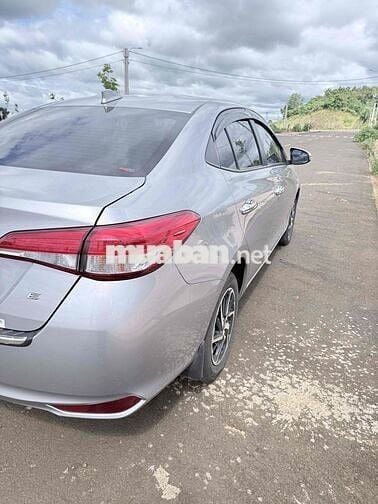 Cần nhượng lại em Vios 2021 số sàn (MT) màu bạc