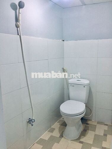 PHÒNG RỘNG, THOÁNG, MÁT GIÁ RẺ