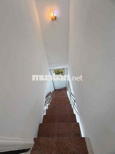 nhà khu tên lửa giáp q6 dtsd 64m2 nhỉnh 3tỷ