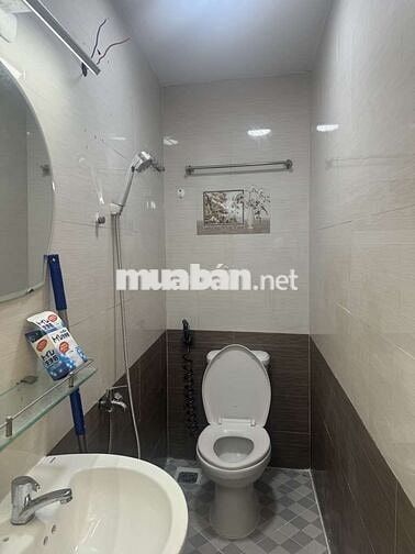 BÁN NHÀ XÔ VIẾT NGHỆ TĨNH,P26,58m2,Ngay Trung Tâm thuận tiện đi lại