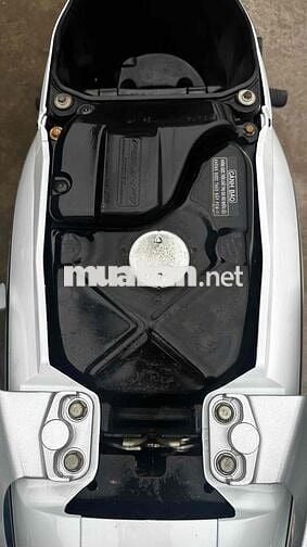 Future fi 2009 trắng xám ( hỗ trợ góp )