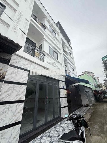 Nhà mới - Hẻm xe hơi- Cách mấy căn ra đường Phú Định - 4 tầng