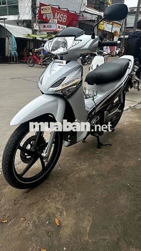 Future fi 2009 trắng xám ( hỗ trợ góp )