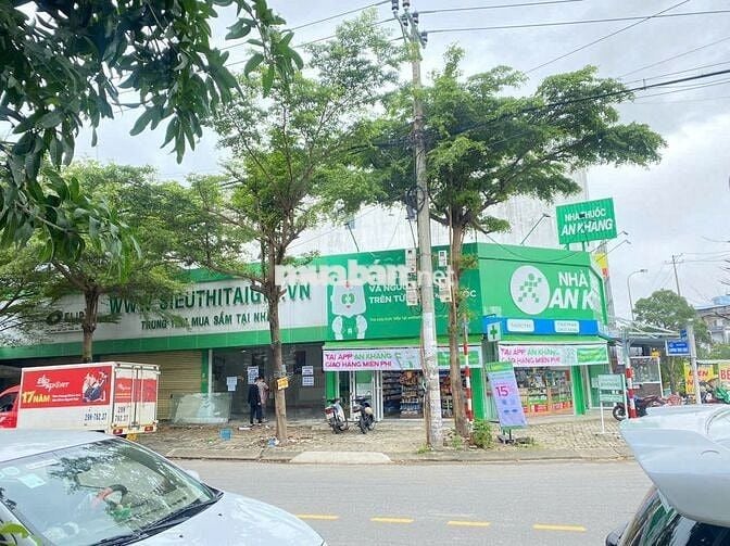 LÔ GÓC NGÃ 4 NAM TRÂN – MẶT TIỀN ĐƯỜNG LỚN 33M, ĐỐI DIỆN BẾN XE