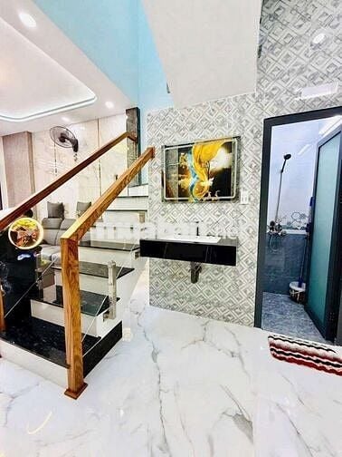 xe hơi thong cafe Mai Linh phường Hiệp ThànhQ12.
 2 phòng ngủ, 2 WC,