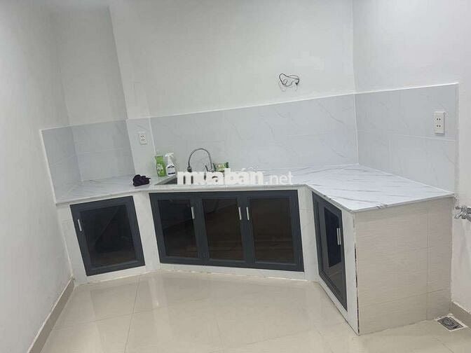 BÁN NHÀ XÔ VIẾT NGHỆ TĨNH,P26,58m2,Ngay Trung Tâm thuận tiện đi lại