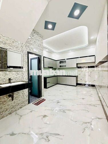 xe hơi thong cafe Mai Linh phường Hiệp ThànhQ12.
 2 phòng ngủ, 2 WC,