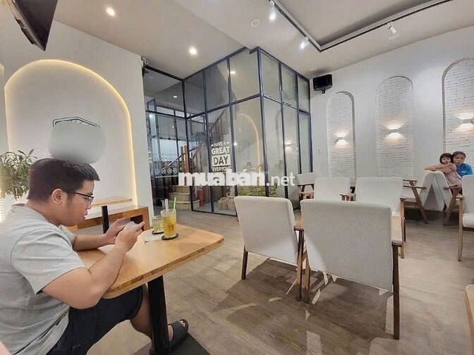 CHO THUÊ NHÀ - MẶT TIỀN SƯ VẠN HẠNH, PHƯỜNG 12, QUẬN 10