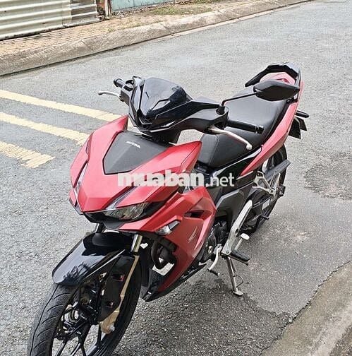 Winner V3 chính chủ ký lần đầu