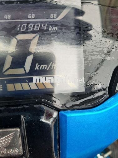 Can ban ab 2020 dang su dung.xe moi bao chung giay