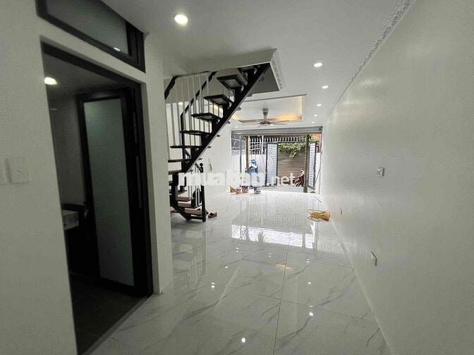 Tầm 50tr/m2 có nhà đẹp Vĩnh Hoàng-Gần phố-Gần hồ-45m*2T;2N