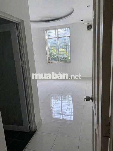 Cho thuê nhà nguyên căn hẽm 285- 283 Cách Mạng Tháng 8, P12, Quận 10