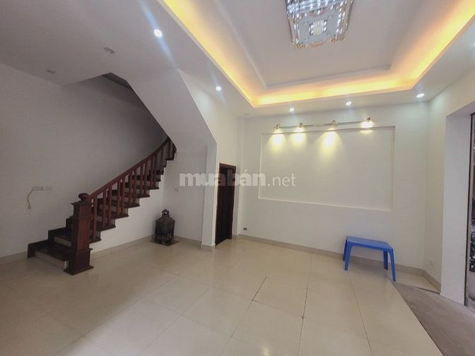 Siêu Phẩm phố Vương Thừa Vũ, Ô Tô, KD, Lô góc 40m2, MT 4.8m, 15 Tỷ