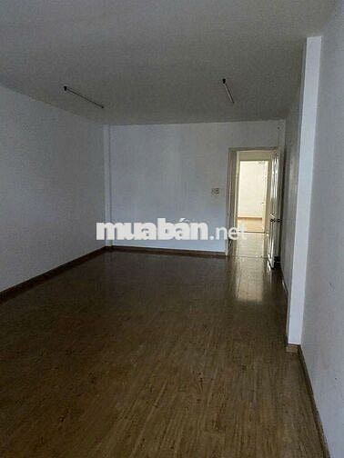 Cho thuê nhà nguyên căn hẽm 285- 283 Cách Mạng Tháng 8, P12, Quận 10