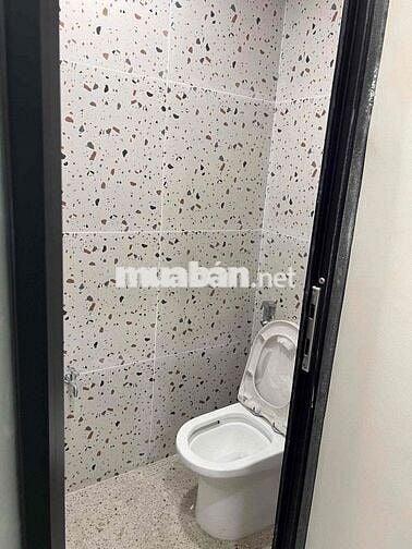 MẶT TIỀN 3/2 Q.10 KINH DOANH TỰ DO