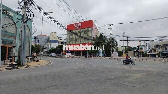 Nhà 140 m2 Hẻm Kinh Dương Vương, quận Bình Tân,