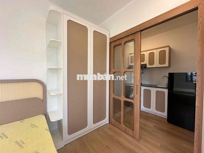 Căn hộ new 100% ban công thoáng ngay mặt tiền, thang máy hầm xe bảo vệ