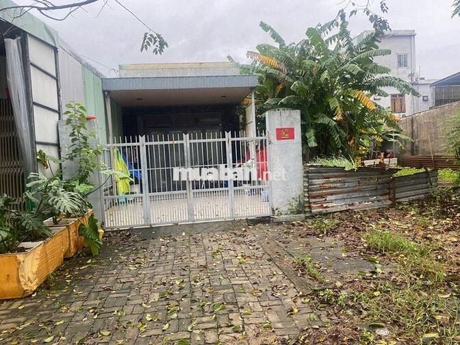 Nhà cấp 4 mặt tiền đường 10.5m trần triệu luật giá rẻ