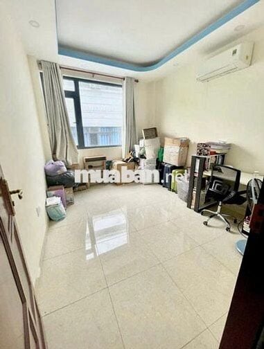 Vài căn ra MT Trường Sa Phường 15 - DTSD gần 90m2, 5 tầng, 3 PN,3 WC.