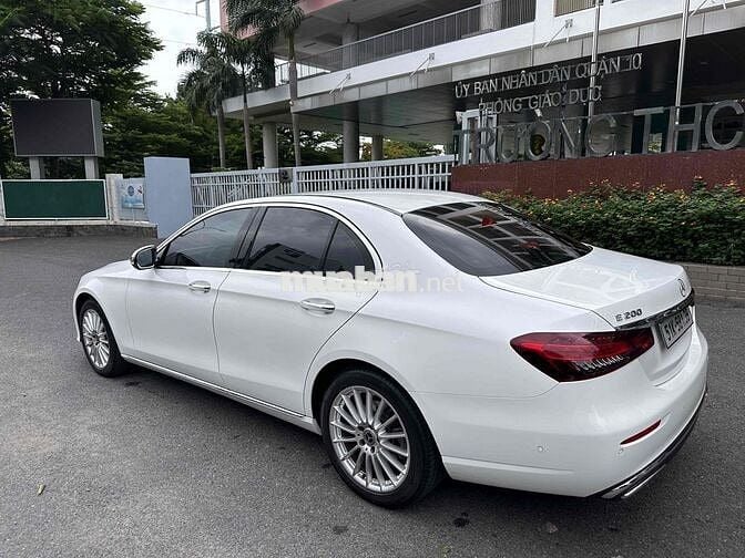 Mercedes Benz E Class 2022 E200 V1