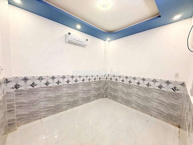 NHÀ GIÁ RẺ - BÁN ĐẤT TẶNG NHÀ HẺM Ô TÔ - TÔ NGỌC VÂN, Q12-CHỈ 4.95 TỶ