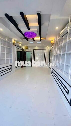 Cho thuê mặt tiền đường Võ Văn Kiệt mới sơn sửa gần Cáo Cừu