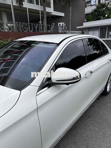 Mercedes Benz E Class 2022 E200 V1