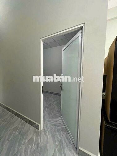 nhà 5 triệu có nội thất gần công viên Lưu Hữu Phước