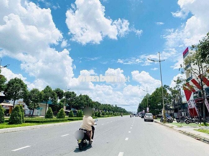 Cho thuê mặt tiền đường Võ Văn Kiệt mới sơn sửa gần Cáo Cừu