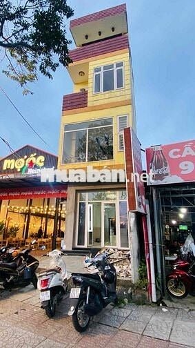 Cho thuê mặt tiền đường Võ Văn Kiệt mới sơn sửa gần Cáo Cừu