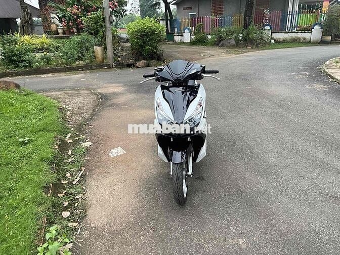 bán ablack 125i mau trang. gopw o đồng