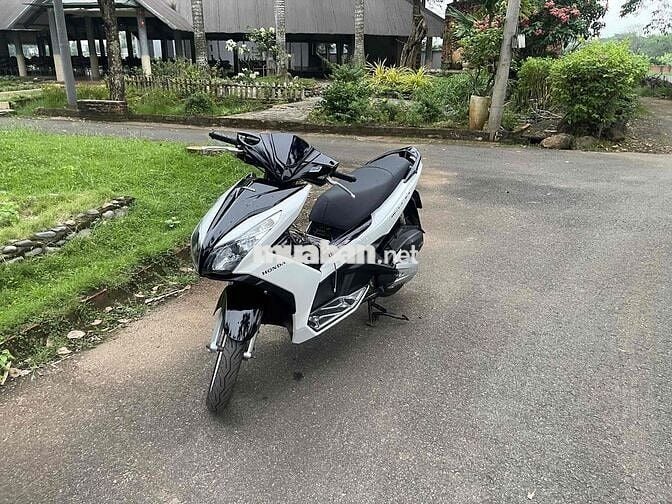 bán ablack 125i mau trang. gopw o đồng