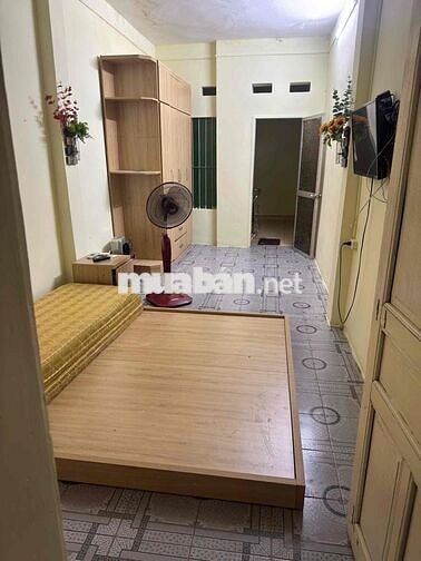 Cho thuê nhà 2 tầng đẹp - Đủ nội thất, chỉ việc dọn vào ở