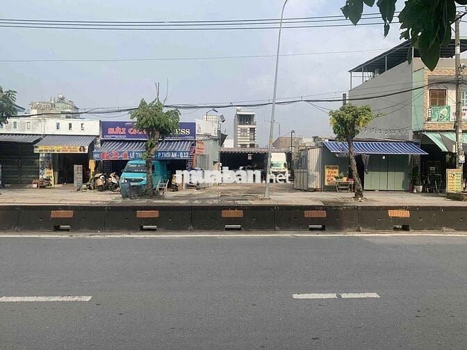 Bán đất mặt tiền quận 12 , DT 20x50,giá 95 tỷ