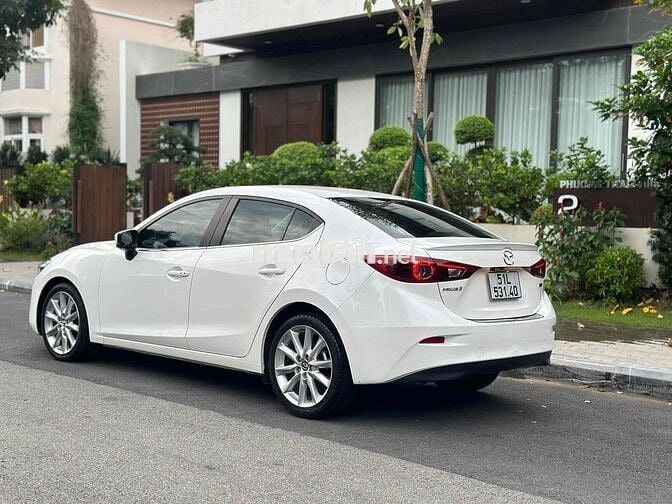cần bán Mazda 3 2.0 Premium 2019 màu trắng