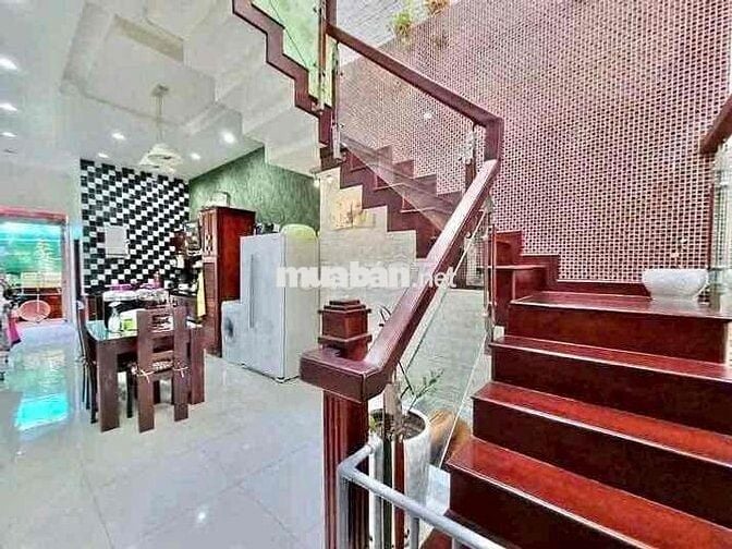 Nhà có nôi thât đầy đủ gần Trung tâm Mỹ Tho