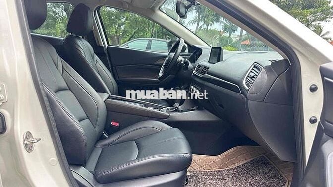 cần bán Mazda 3 2.0 Premium 2019 màu trắng