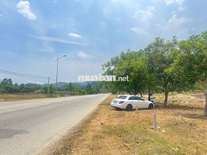 *ĐẤT MẶT TIỀN ĐƯỜNG VEN BIỂN 702 - VIEW BIỂN CỰC CHILL*