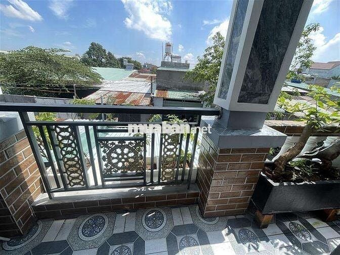 Bán nhà quận Bình Tân ngay ngã tư 4 xã, gần Đần Sen, ngang 5m