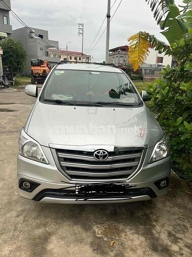 Toyota Innova 2015 2.0E - 170000 km