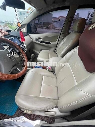 Toyota Innova 2015 2.0E - 170000 km