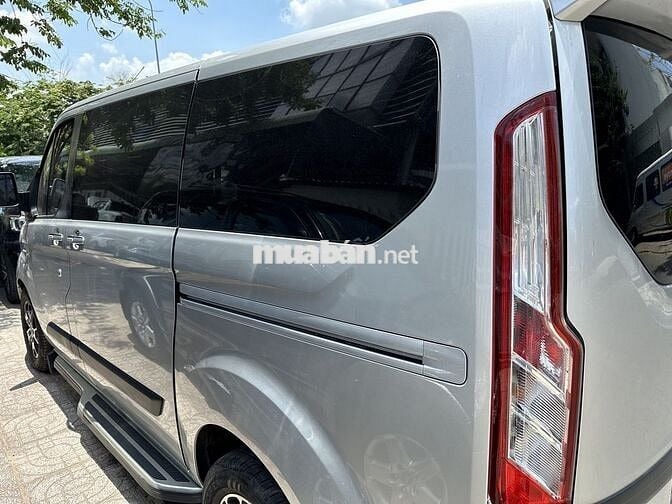 Ford Tourneo 2019 bảo hành 2026, hỗ trợ vay 75%