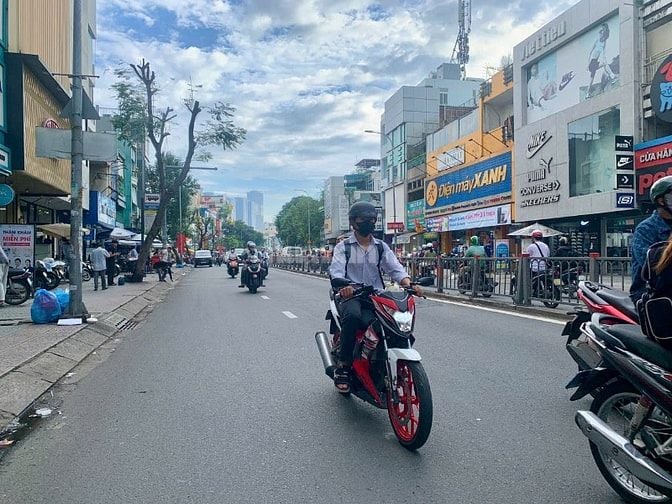 bán nhà mặt tiền đường xô viết nghệ tĩnh, giáp Q1,DT:4x24, 1tr2l.