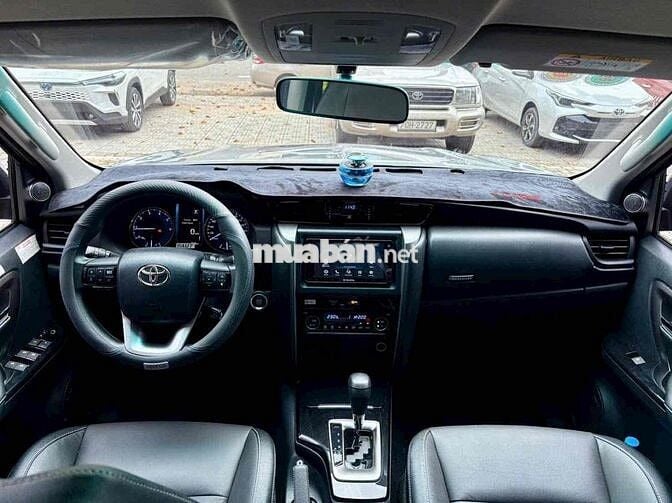 TOYOTA FORTUNER 2.4AT 4X2 2024 Siêu lướt 900Km