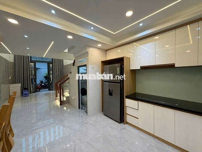 Cho thuê nguyên căn mới đẹp, 4pn ,hxh Phan Huy Ích p12 Gò vấp