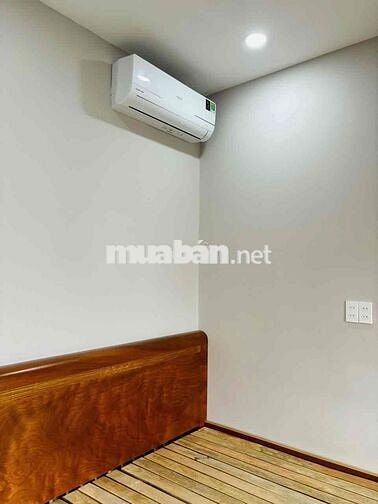 2PN 1 WC ngay Hàng Xanh full nội thất