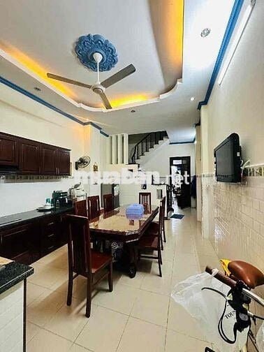 MẶT TIỀN GÒ DẦU, PHƯỜNG TÂN SƠN NHÌ, 4m x 19m, KINH DOANH ĐA NGÀNH