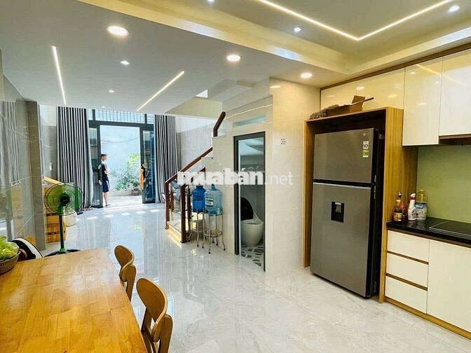 Cho thuê nhà mới  nguyên căn Gò Vấp