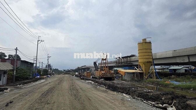 bán 5333 m2 đất mặt tiền vành đai 3 giá 43 tỷ